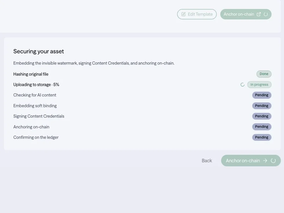 on:mint Web-App: Asset wird gesichert – Hashing, Signierung, Verankerung